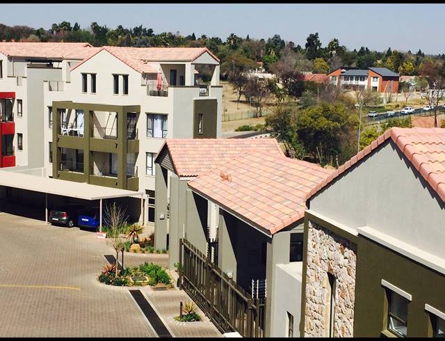 1 BEDROOM APARTMENT TO LET IN SUNNINGHILL